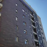 Bluehouse Pazari I Ri
